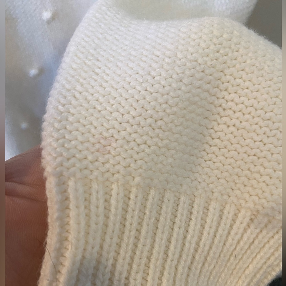 Sweater - Picture 4 of 7